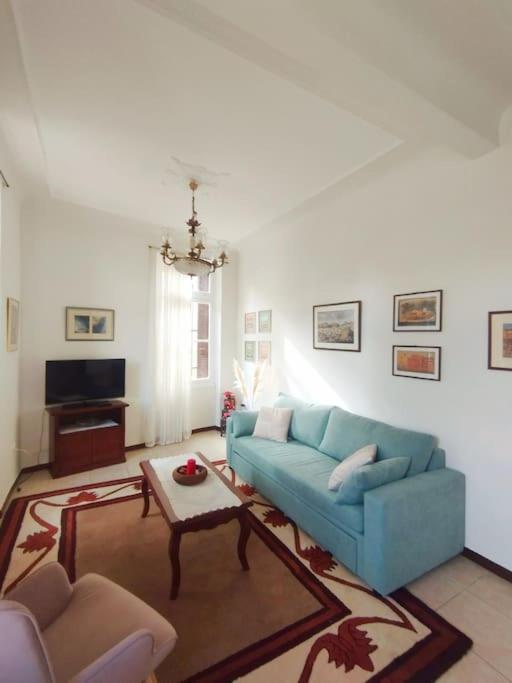 Calliope'S Neoclassical Home In The Heart Of Plaka Athena Bagian luar foto