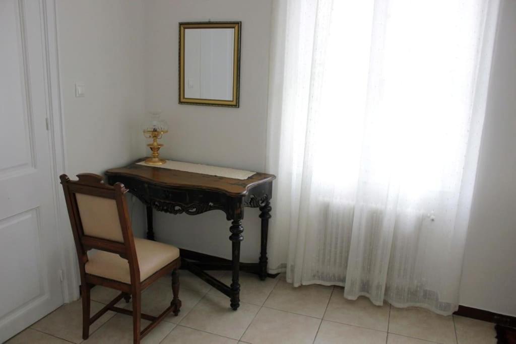 Calliope'S Neoclassical Home In The Heart Of Plaka Athena Bagian luar foto
